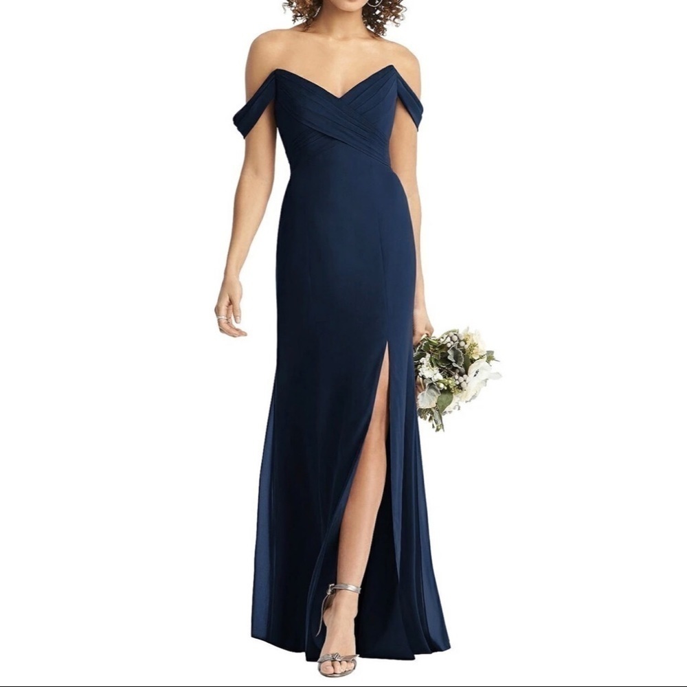Social Bridesmaid Off-The-Shoulder Criss Cross Bodice Trumpet Gown in Midnight